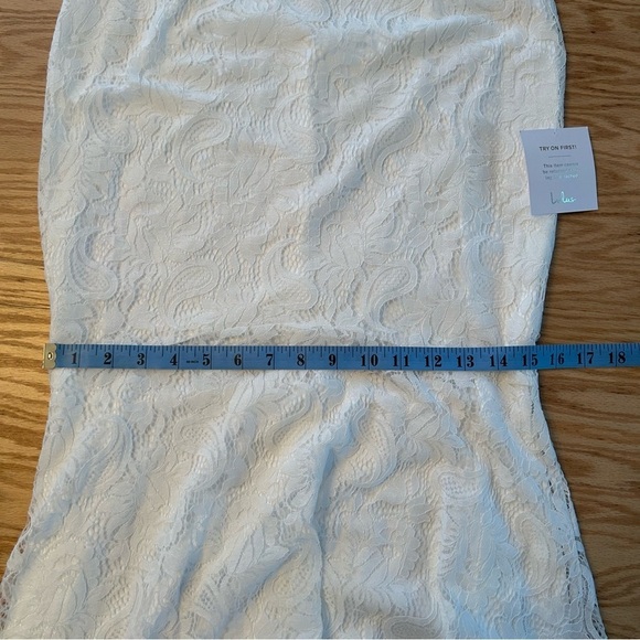 NWT Lulu’s Lace Wedding Dress Strapless White Simple Elegant Small - Picture 10 of 14
